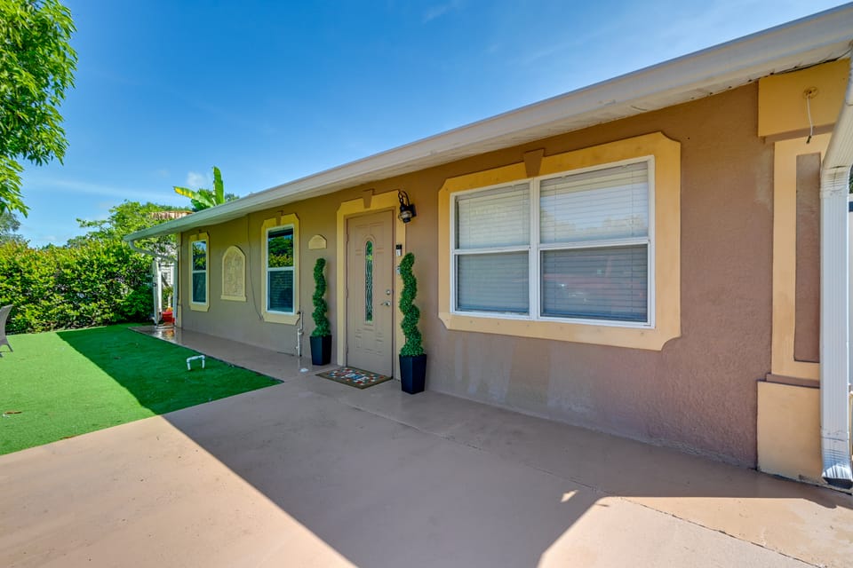 Golf, Beaches & Sunshine! Pet-Friendly Naples Home House in Lely Resort