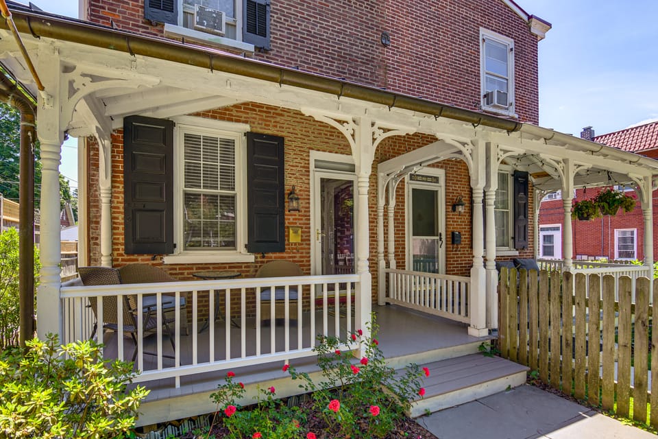 Explore Dtwn & WCU! Walkable West Chester Getaway House in West Chester