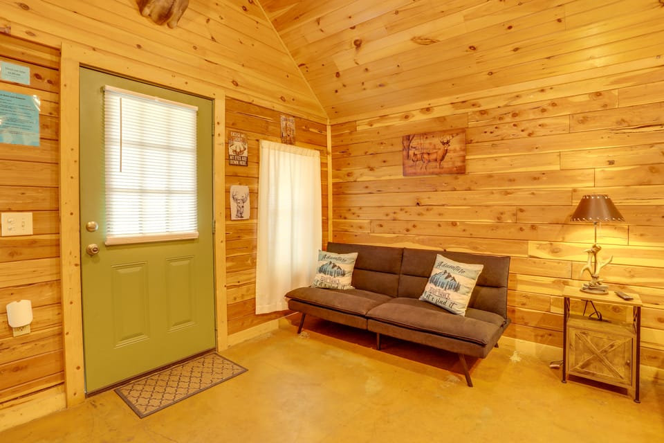 Near Trails! Ozark Mtn Hideaway w/ Fire Pit, Grill Apartment in Arkansas