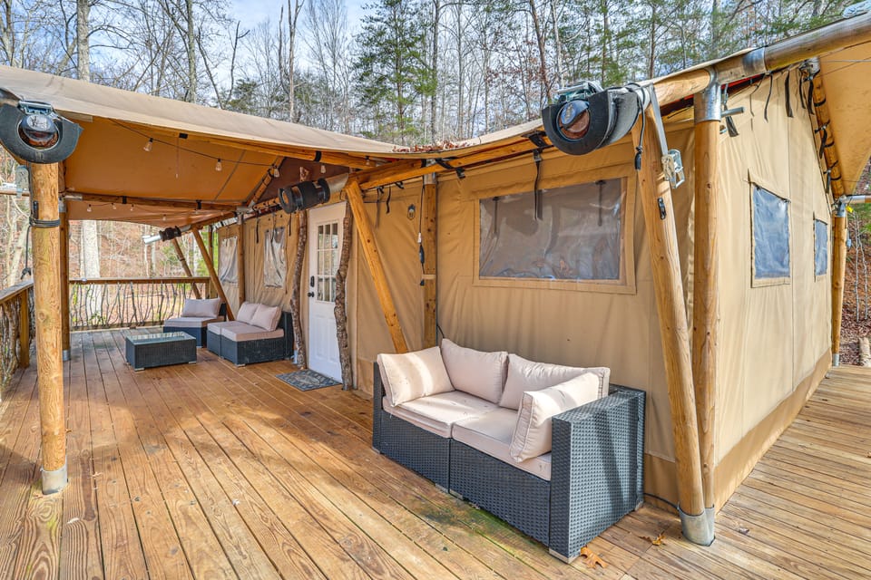 Georgia Group Glamping Getaway: Soak, Hike & Play House in Alabama