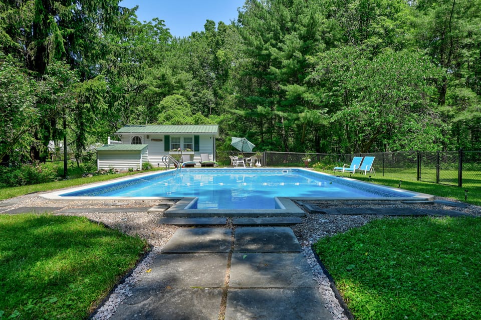 Iconic Finger Lakes Home Near Taughannock Falls House in Trumansburg