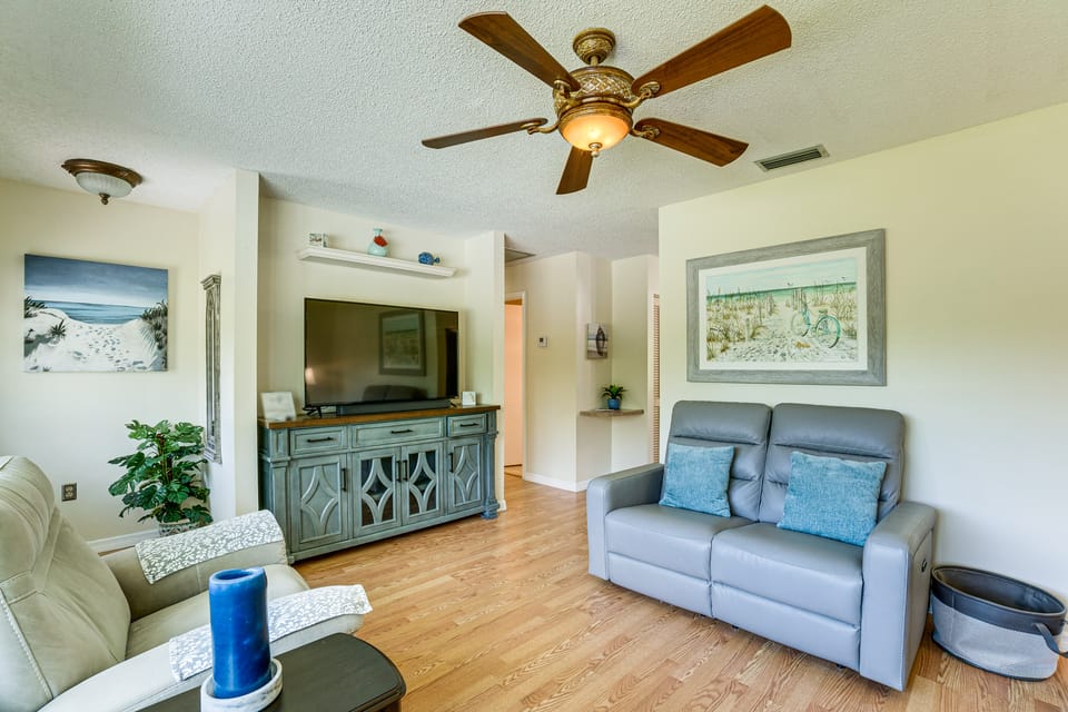 3 Bedroom House w/ Screened Patio House in Port Charlotte