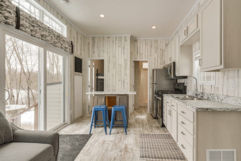 Lakefront Tiny Home w/ Dock Near Chetek! House in Wisconsin