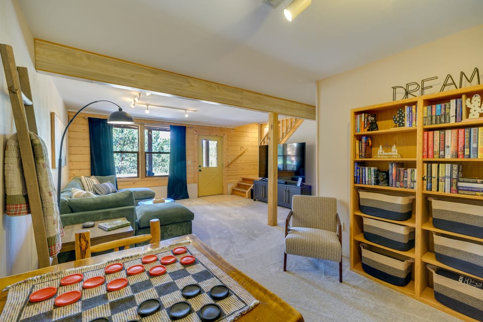 Refined Mountain-View Retreat in Florissant! House in Colorado