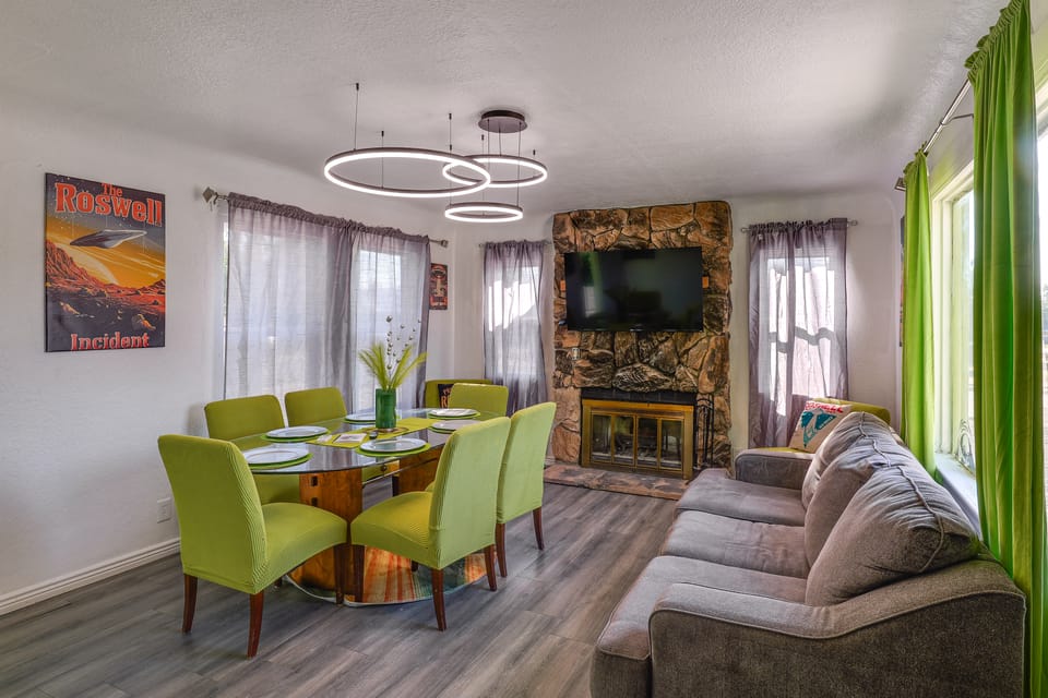 Alien-Crash-Site-Themed Retreat in Roswell House in Roswell