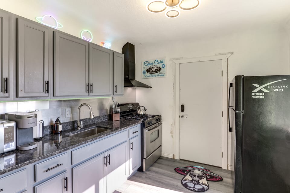 Alien-Crash-Site-Themed Retreat in Roswell House in Roswell