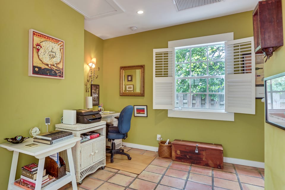 Walkable Home w/ Deck, Office & More in Key West House in Key West