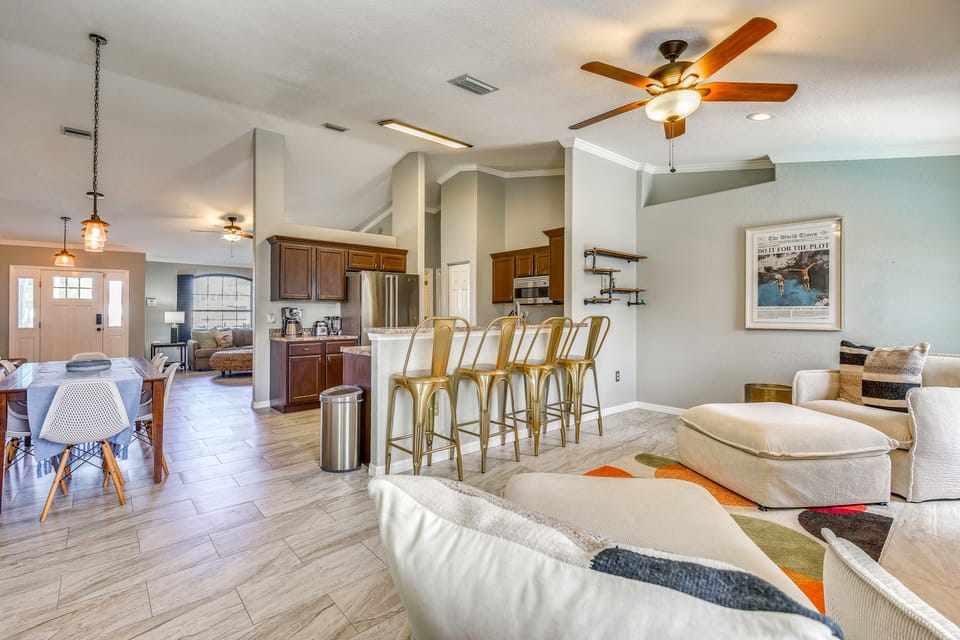 Group-Friendly Palmetto Oasis Near Beaches House in Tampa Bay