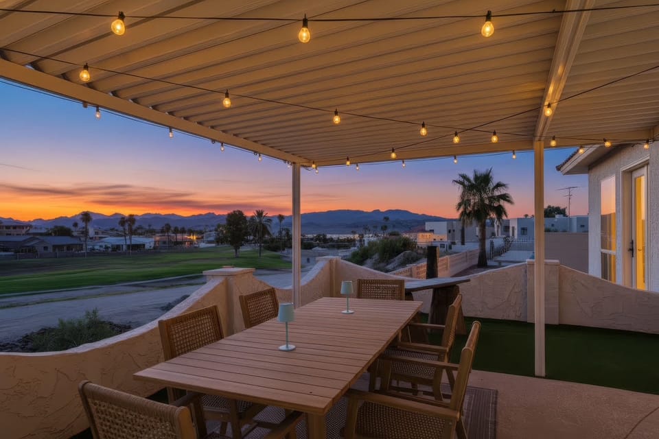 Golf Course Retreat: Pool, RV/Boat Pkg, Lake Views House in Lake Havasu City