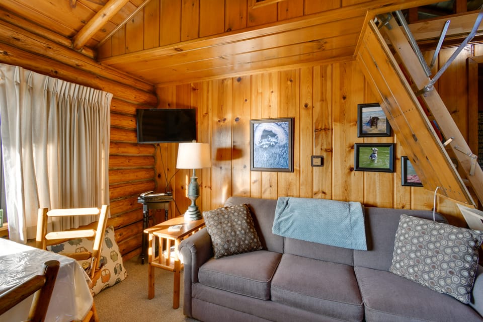 Dock Your Boat! Lakefront Lewiston Cabin House in Albert
