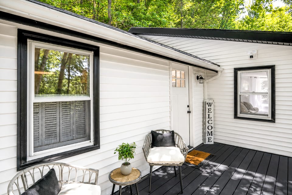 High-Design Monroe Cabin on 2 Private Acres! House in Berkshires