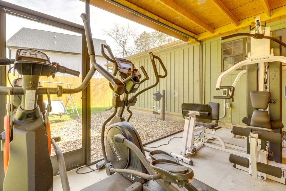 Pigeon Forge Cabin w/ Swim Spa: Walk to Dollywood! House in Pigeon Forge