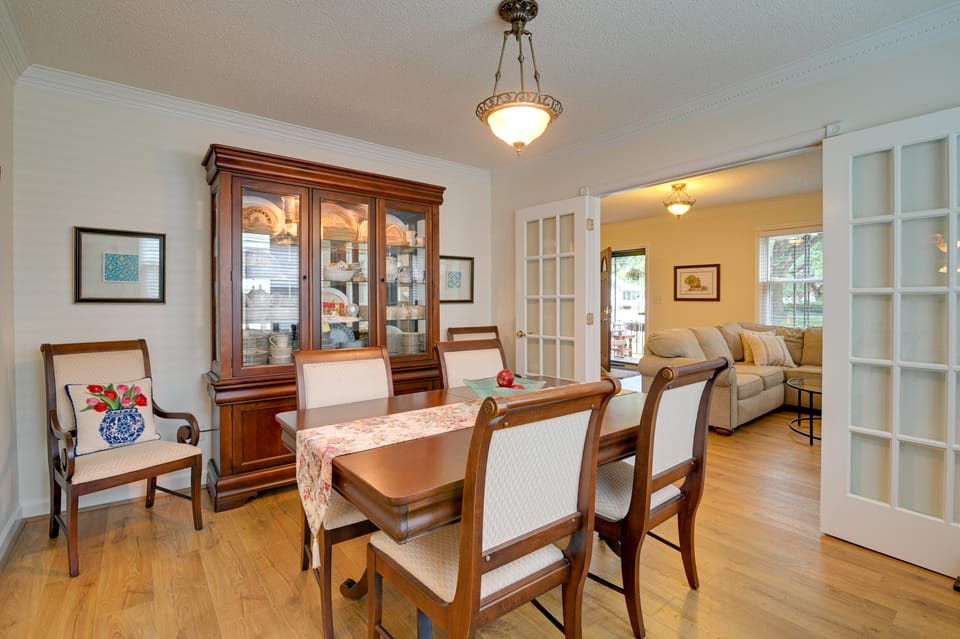 Georgetown Family Getaway 1 Mi to Front Street House in South Carolina