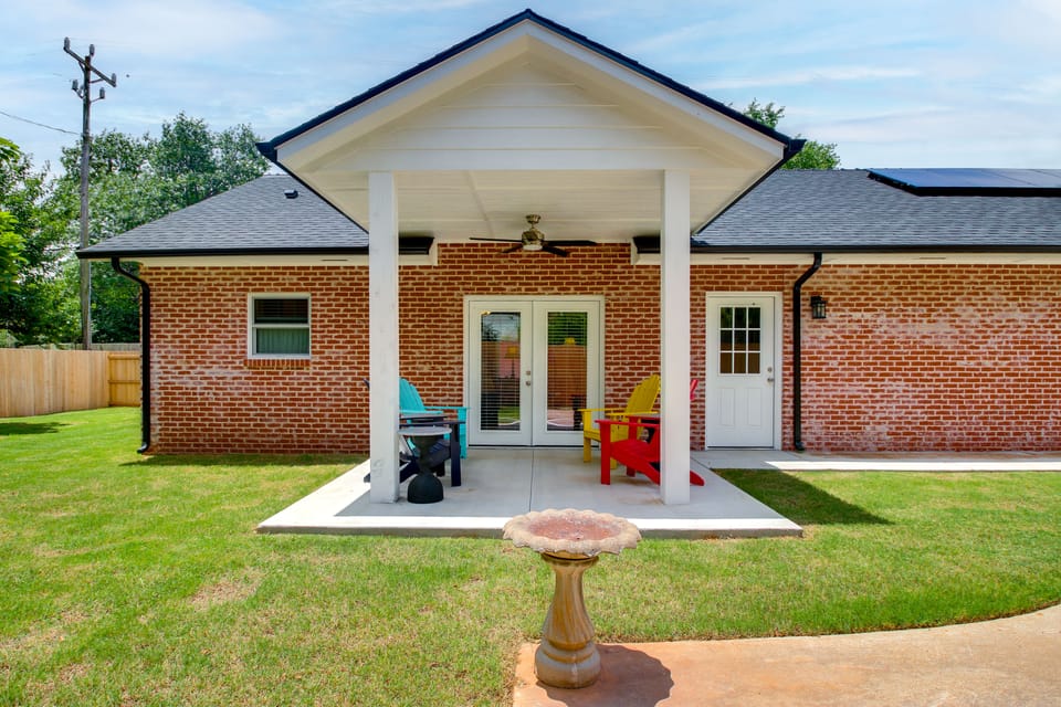 Sooner Studio for 2 Near OU & Campus Corner! Apartment in Norman