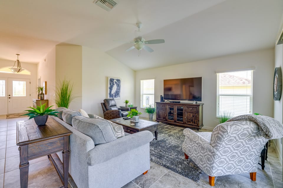 Fun & Sun in The Villages: 2BR Home w/ Lanai House in The Villages
