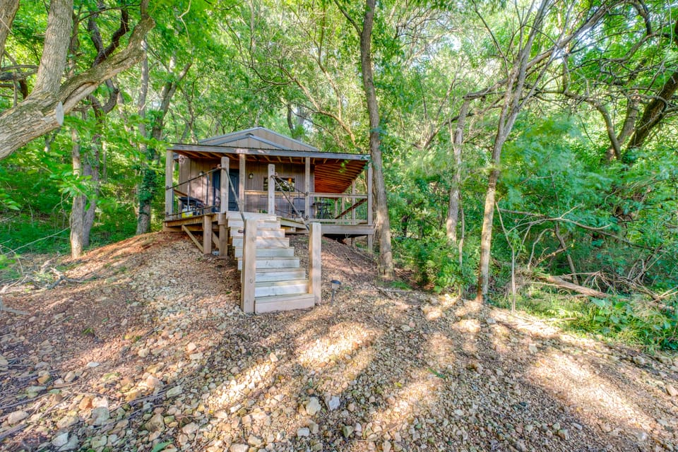On-Site Hiking & Fishing! 4-Cabin Ozark Getaway Apartment in Ozark Mountains