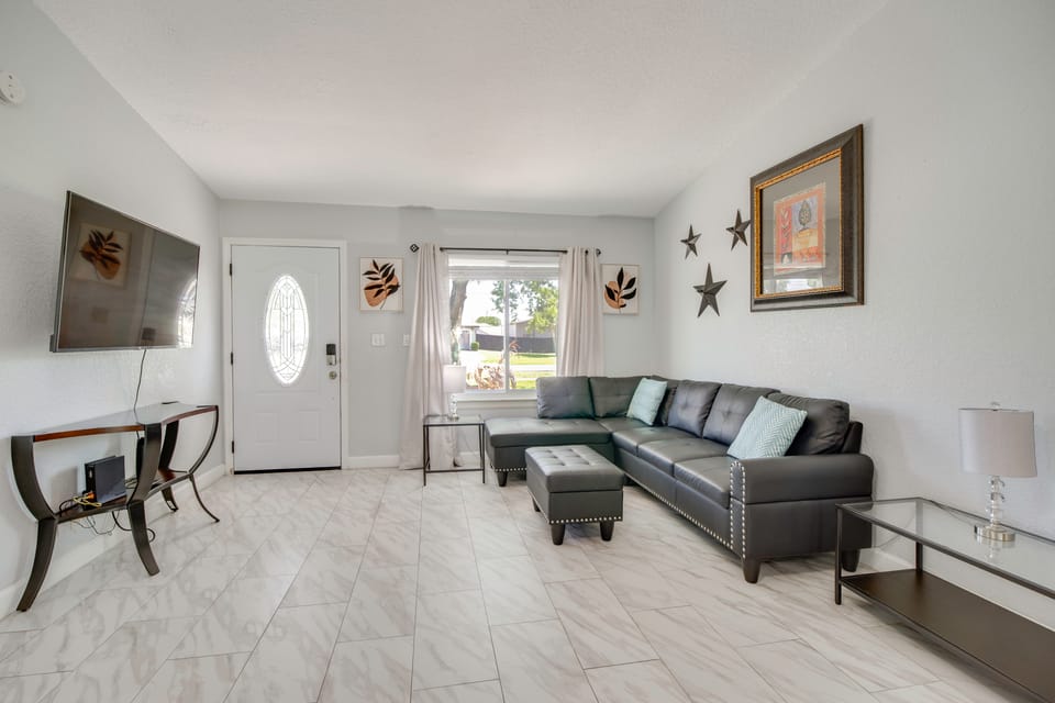Large Yard, Porch! Pet-Friendly Home in Palm Bay House in Palm Bay