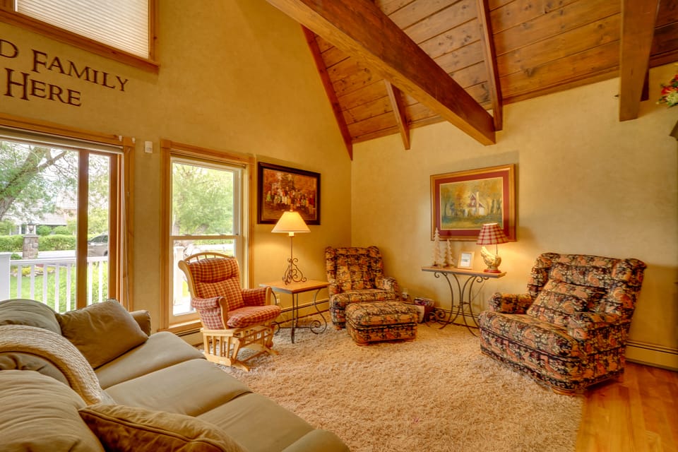 Midway Cabin Near Zermatt Resort & Soldier Hollow House in Midway