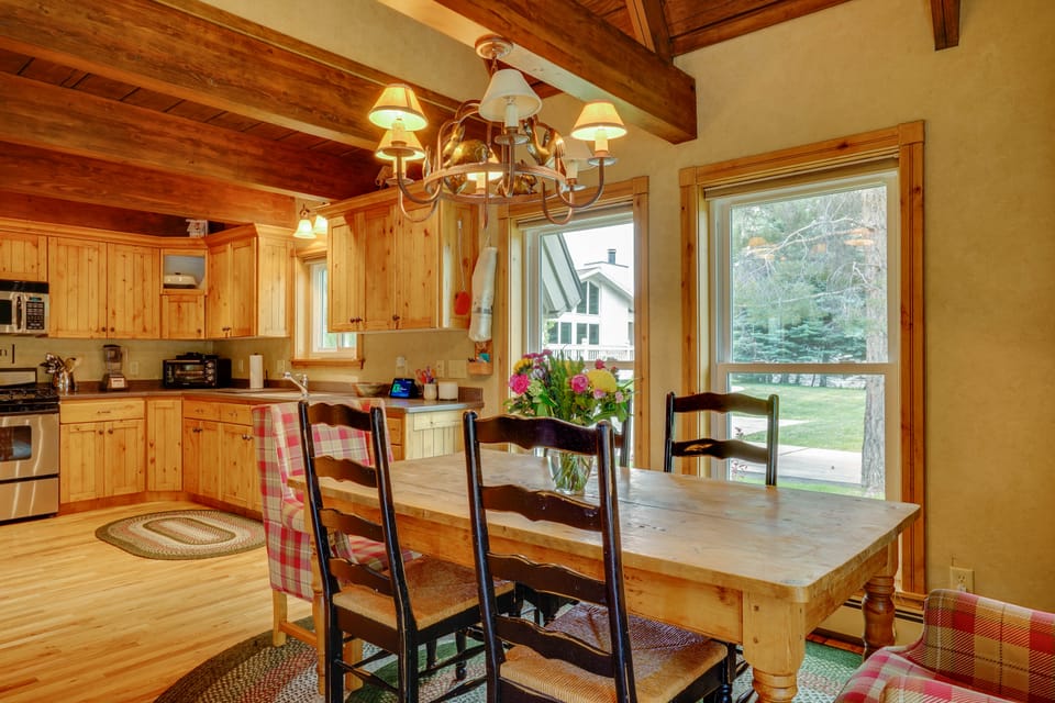 Midway Cabin Near Zermatt Resort & Soldier Hollow House in Midway