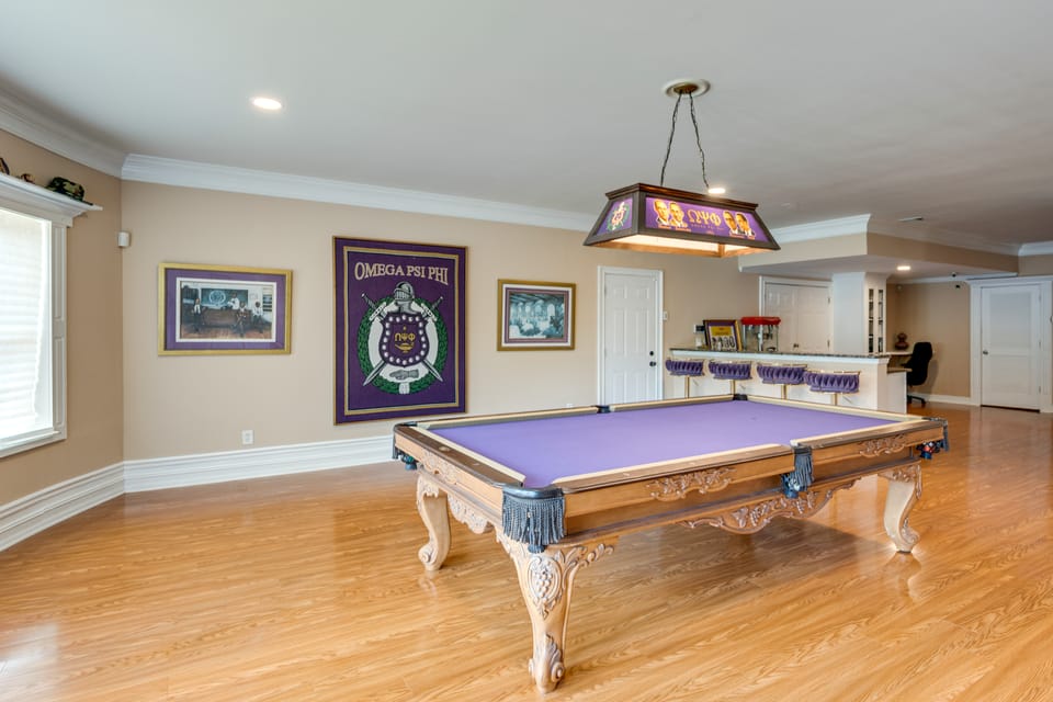 Game Room + Heated Pool: Stunning Atlanta Estate House in Georgia