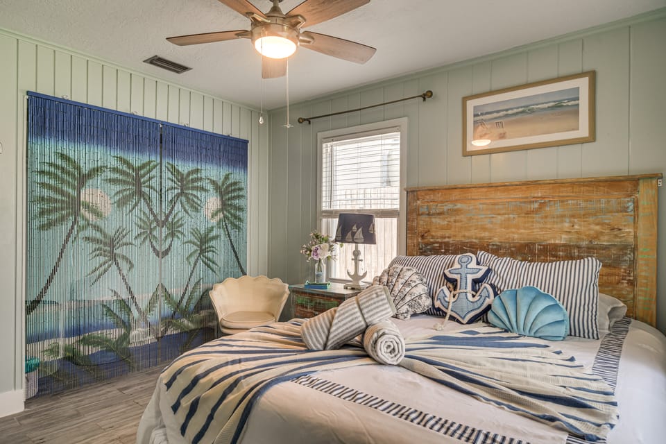 Walk to Beach & Dining! Unique St. Pete Getaway House in Saint Pete Beach