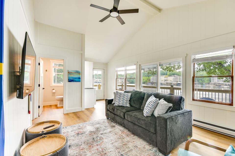 Reel Paradise: Lake of the Ozarks Boat-Ready Stay House in Lake of the Ozarks