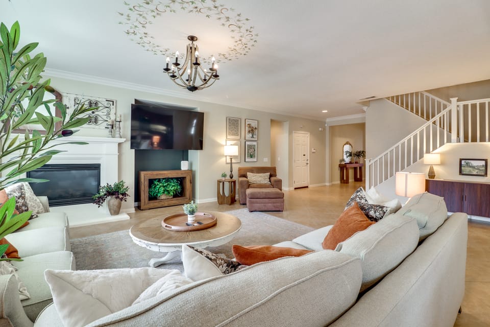 Near Temecula Wine Country! SoCal Home w/ Hot Tub House in Southern California