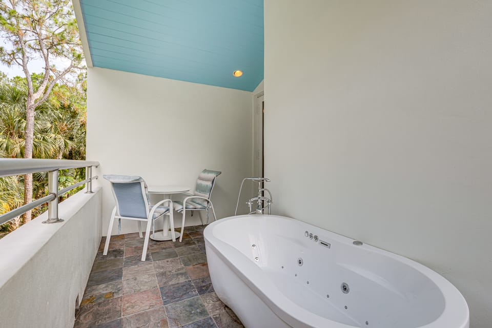 Hot Tub, Sauna, Patio Bar! Wellington with Horses! House in Royal Palm Beach