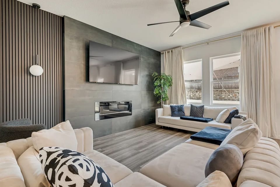 Great for Families! Glenn Heights Getaway w/ Yard House in Texas