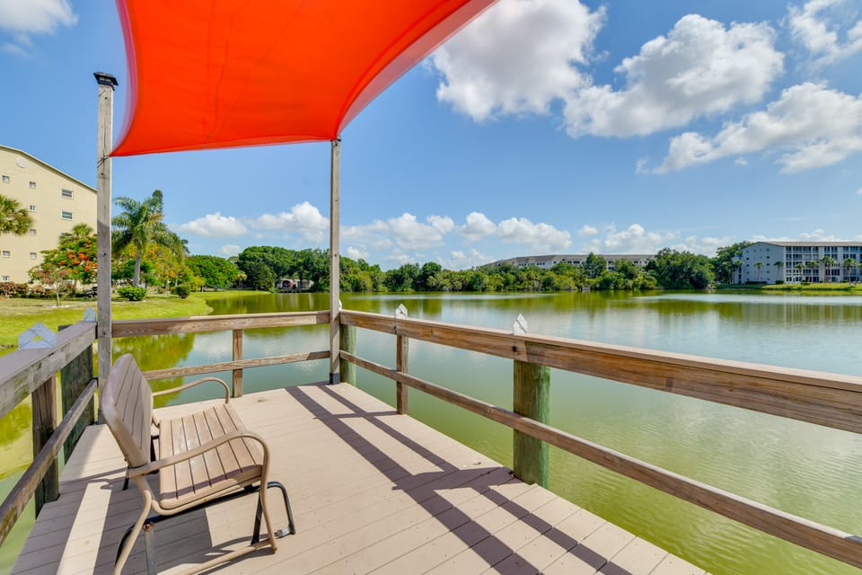 Pool Access! Monthly Bradenton Stay, 8 Mi to Beach Apartment in Bradenton