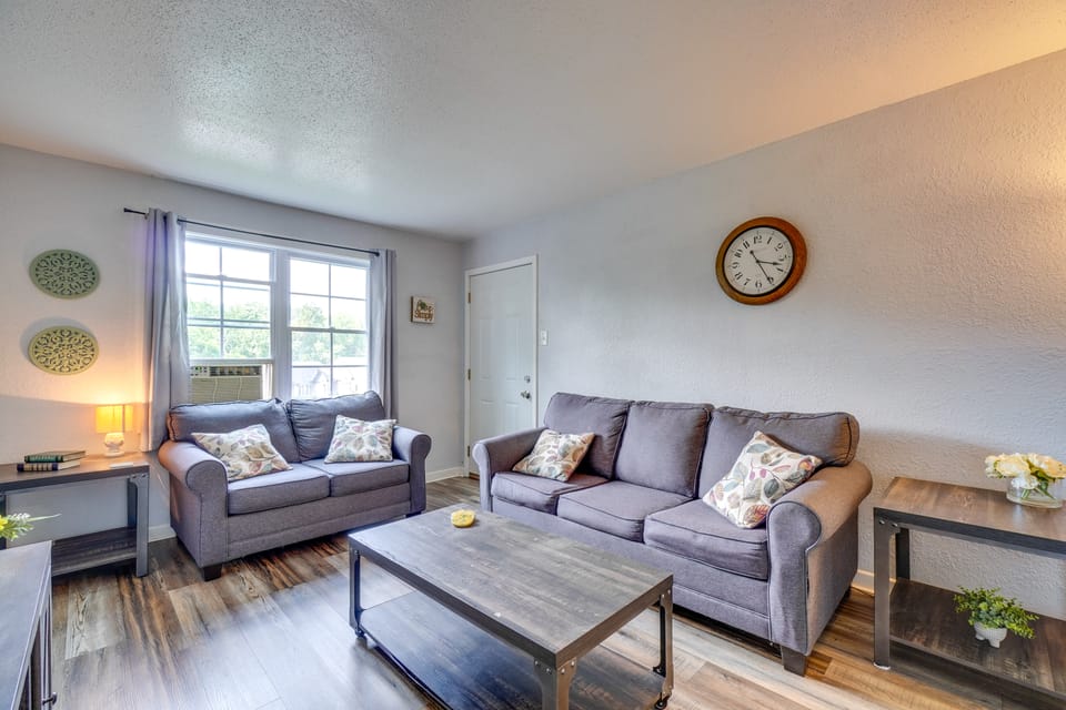 6 Mi to Downtown & UT! Convenient Knoxville Apt Apartment in Knoxville