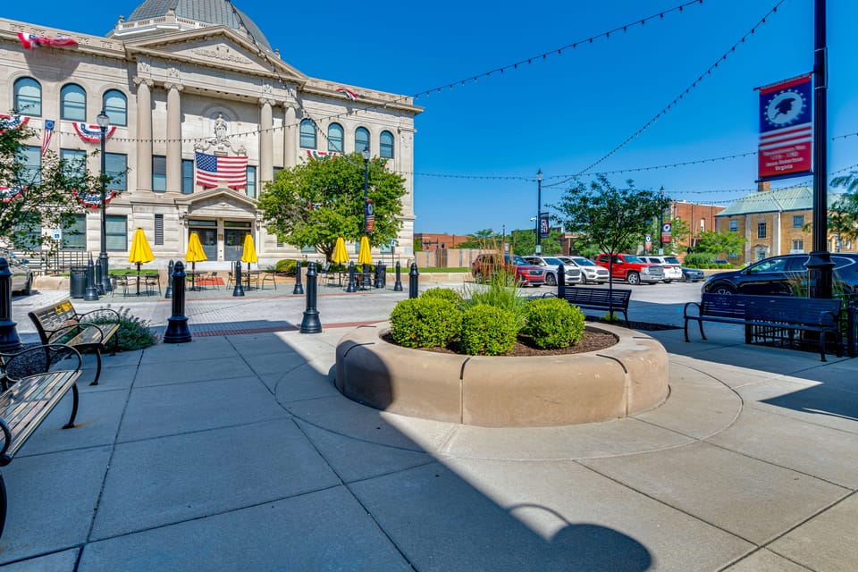 Historic Downtown Hub! Lebanon Apt Apartment in Indiana