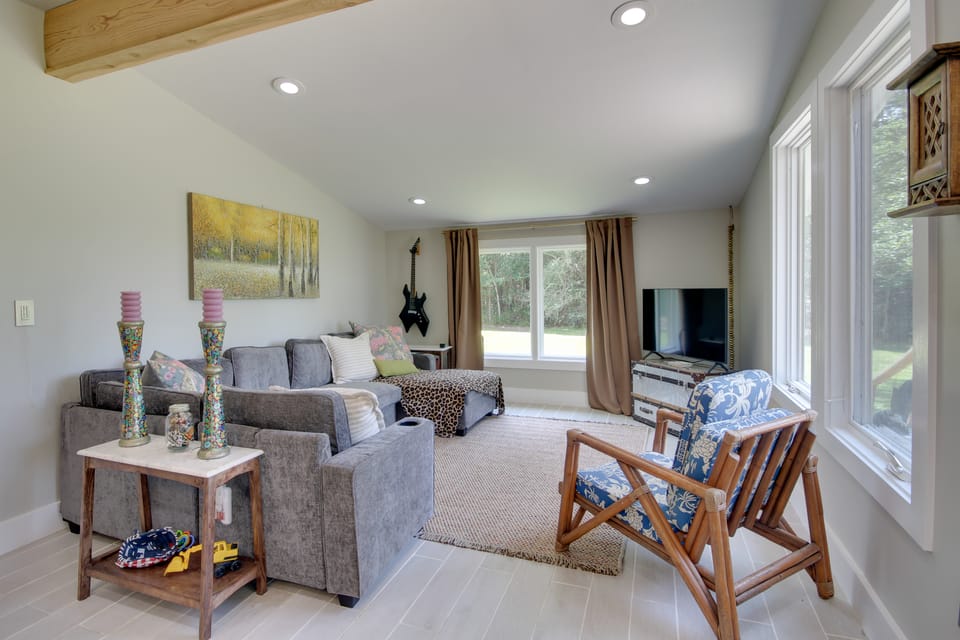 Waterfront Ocean Springs Home w/ Gulf Access House in Mississippi