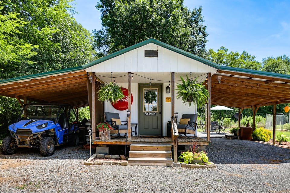 Dayton Cabin on 42-Acre Farm: Fish, Hike, Unwind! House in Tennessee