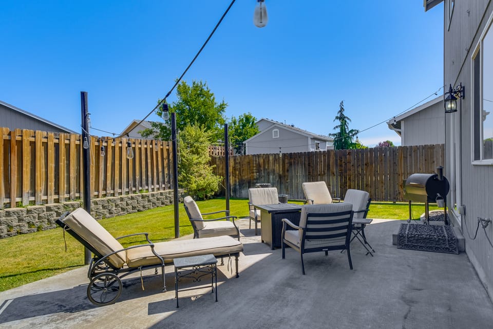 5BR Home Near Breweries Wineries Weddings and More House in Moxee