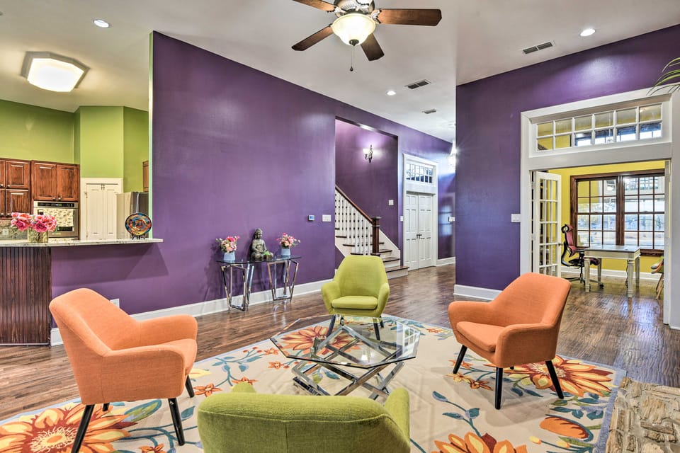 Private Pool: Spacious & Vibrant Argyle Villa! House in Texas