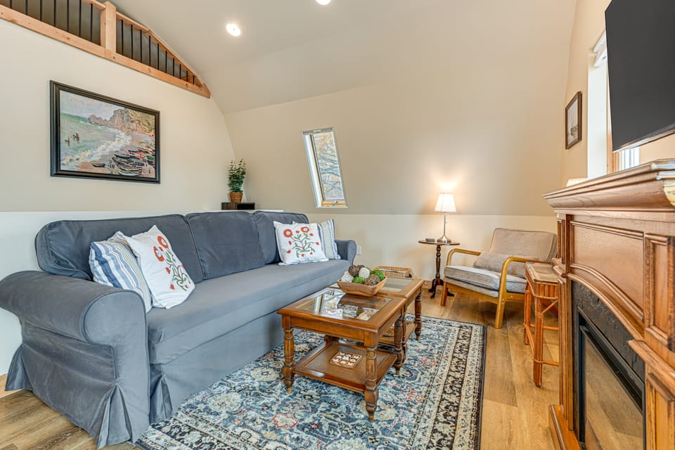 2 Lamoka Lake Cottages w/ Views, Fire Pit & Dock House in Finger Lakes