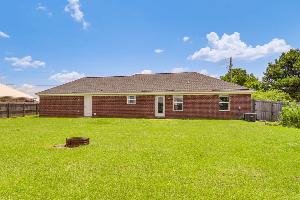 Near Gulf Shores Beaches! Summerdale Home w/ Yard House in Alabama