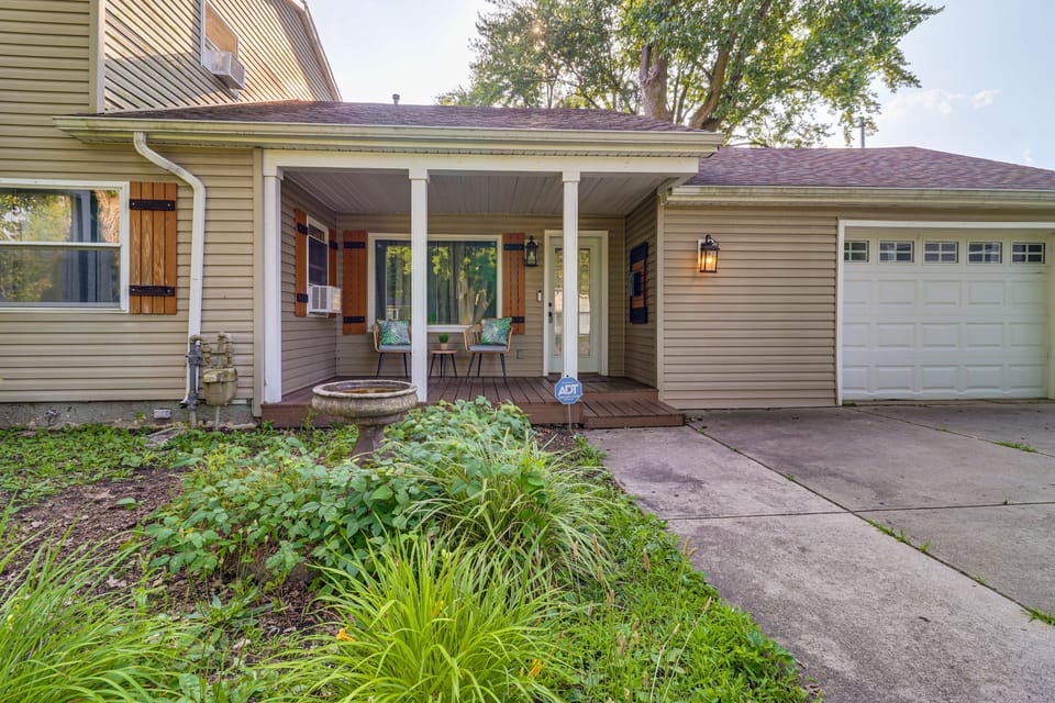 4 Mi to UToledo! Cozy Family Home House in Toledo