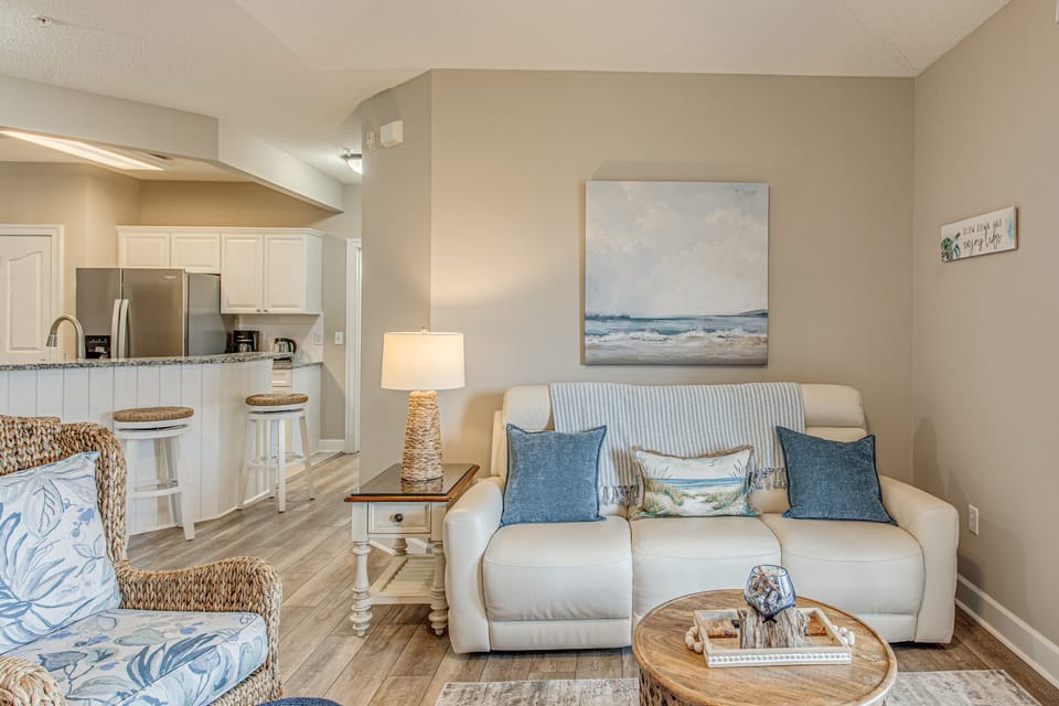 Welcome to Barefoot Escape at Barefoot Landing Apartment in North Myrtle Beach
