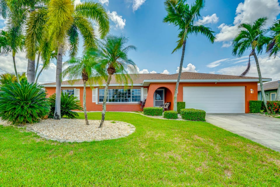 Rubicon Canal w/ Dock, Boat Lift & Private Pool House in Cape Coral