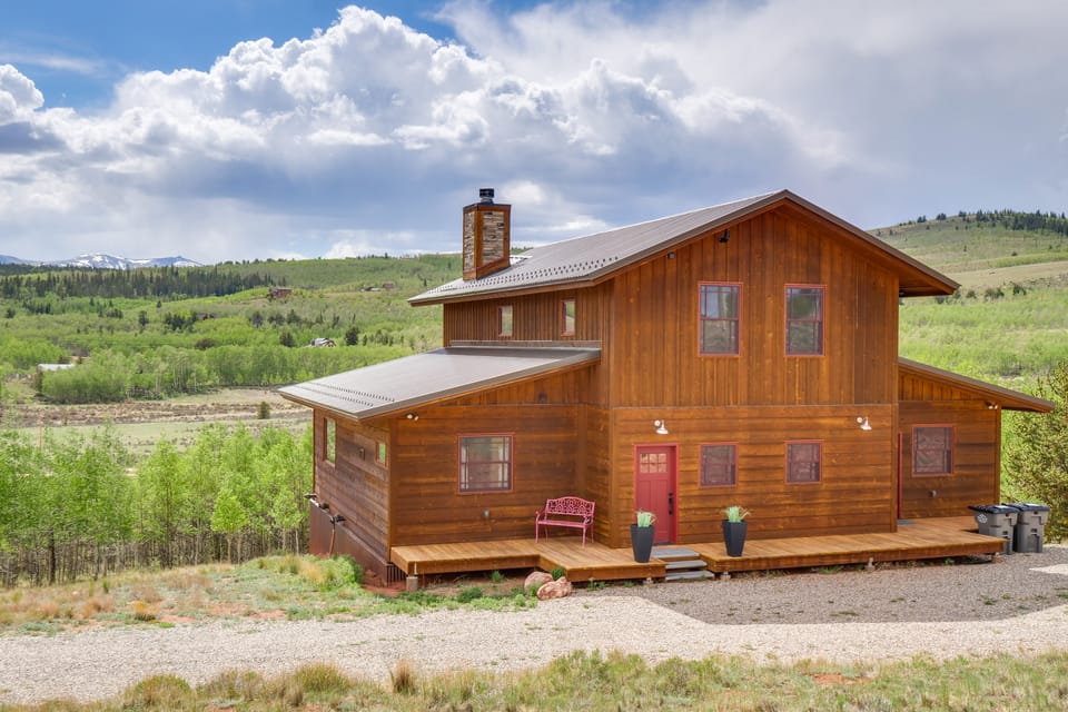 On 7 Acres! Scenic Home w/ Game Room in Fairplay House in Park County