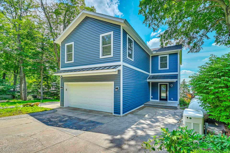 Boathouse, Dock & Sunset Views! Muskrat Lake Home House in Michigan
