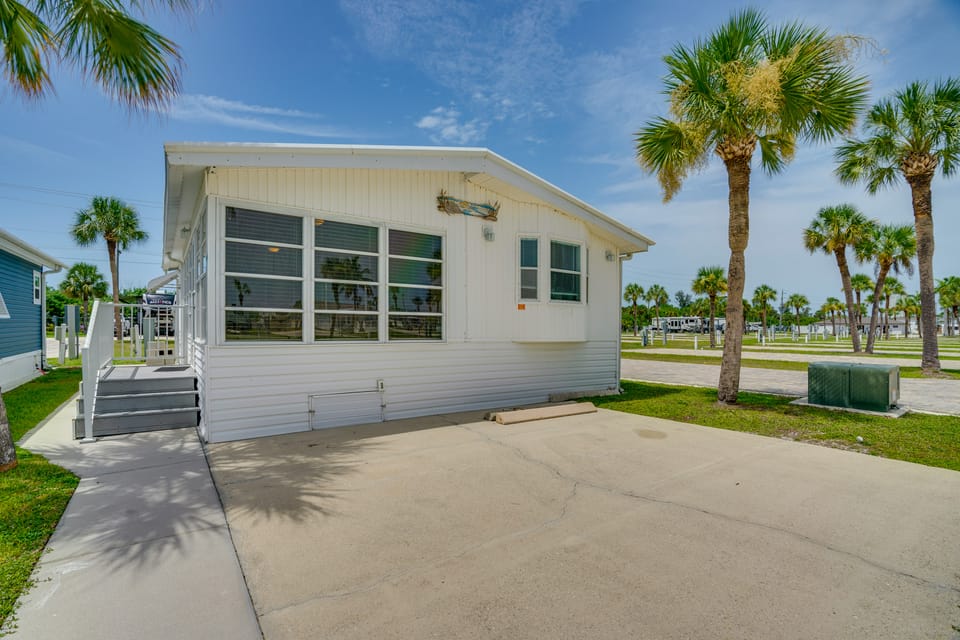 Relaxed Resort-Style Living Near Fort Myers Beach House in Lee County
