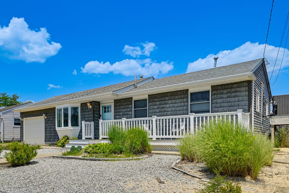 Dockside Little Egg Harbor Getaway Near LBI! House in Galloway