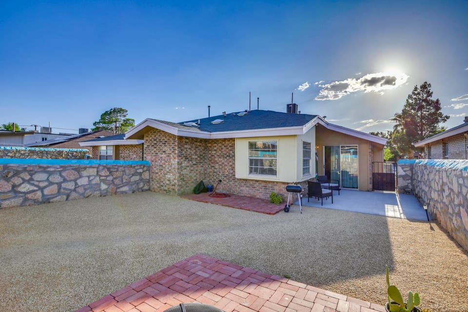 Shop, Dine & Explore: El Paso Escape w/ Patio House in Ciudad Juarez