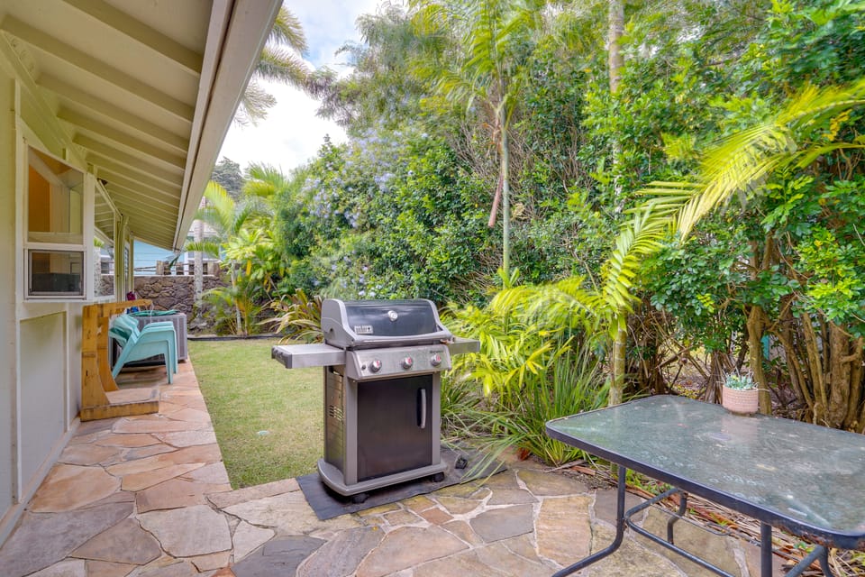 Walk to Sunset Beach! Extended Escape w/ Patio House in Sunset Beach