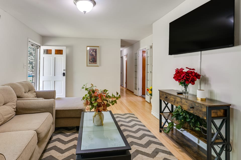 Great Location Extended-Stay Maryland Home House in Prince Georges County