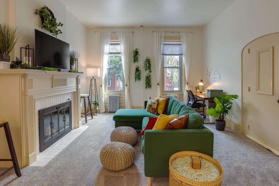 Walk to Downtown! Central 2-Apt Combo in Pottstown Apartment in Pennsylvania