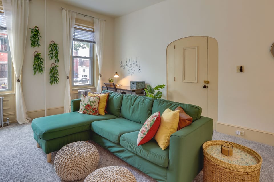 Walk to Downtown! Central 2-Apt Combo in Pottstown Apartment in Pennsylvania